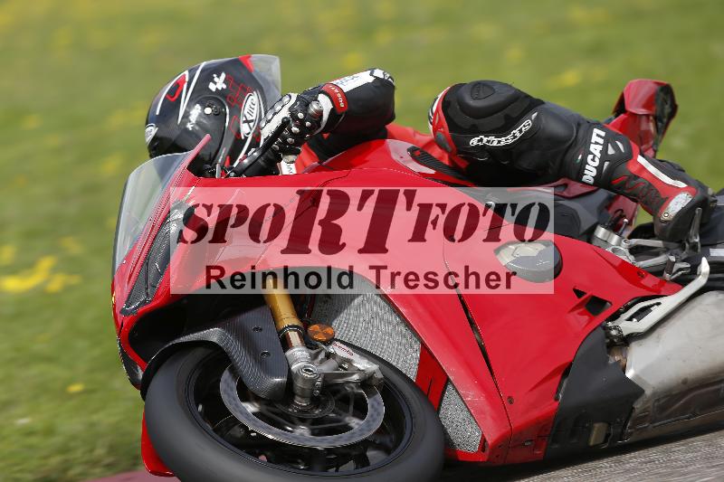 /Archiv-2025/53 16.09.2025 Track Day Domi Aegerter ADR/Gruppe rot/84